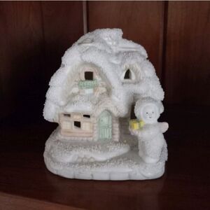 Nobel Hall Textured Snow White Winter Village Tealight Ceramic Porcelain House